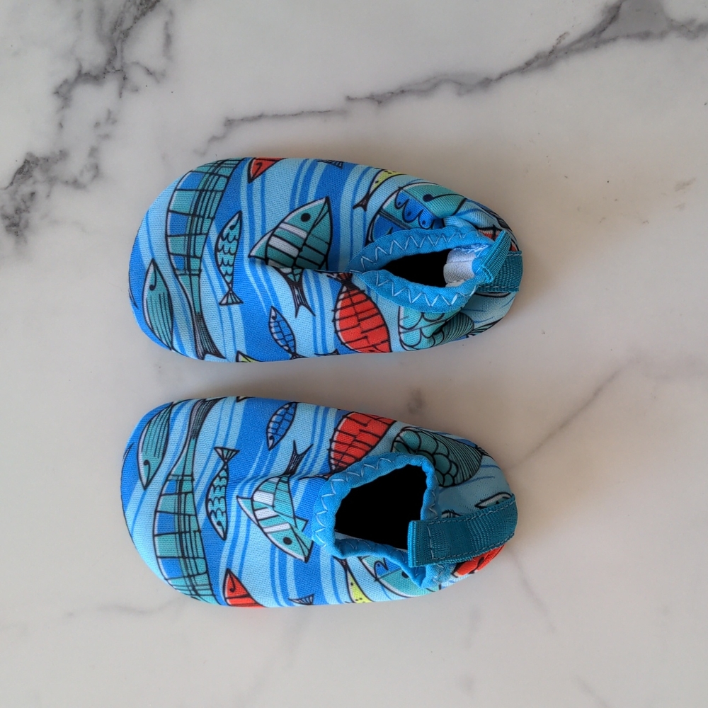 ☀️2/$10 Sale Baby water shoes